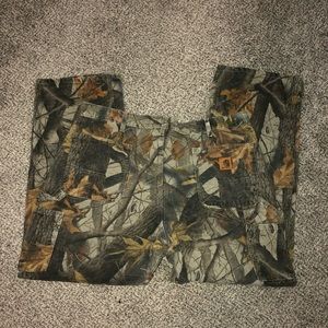 Men’s camo Carhartt pants